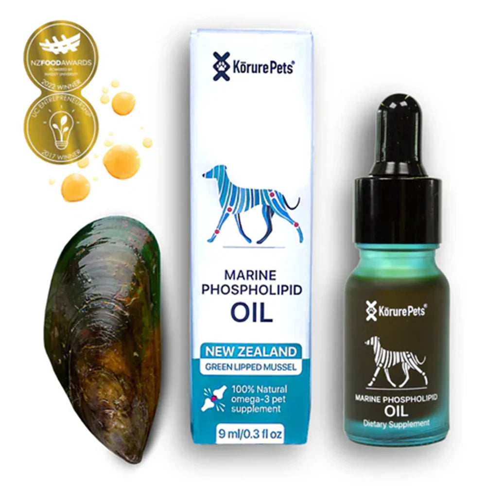 Kōrure Pets Marine Phospholipid Oil 9ml dropper bottle and box for dogs, next to a raw New Zealand Green Lipped Mussel. Features NZ Food Awards winner badges.
