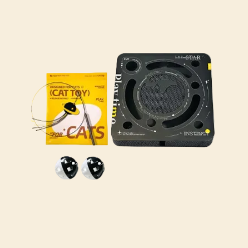 The Starry Night edition 3-in-1 Busy Box for cats. Features a planet-themed spring ball and black/white high-contrast bell balls for sensory play