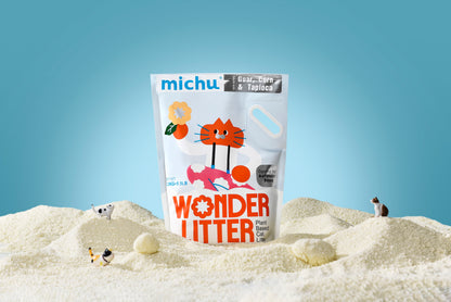 Bag of Michu Wonder Litter on cassava cat litters