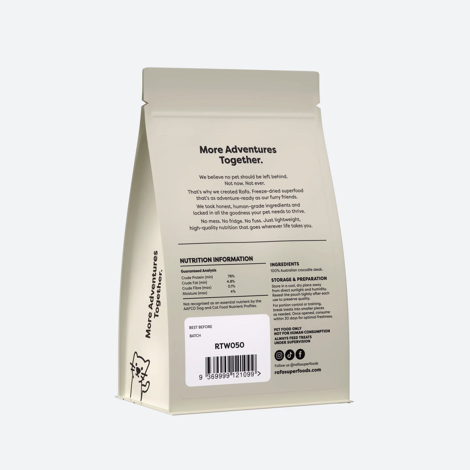 Back packaging of Rafa Raw Freeze-Dried Crocodile Steak (50g). Displays 100% Australian crocodile steak ingredients and a guaranteed analysis of 76% minimum crude protein and 4.8% crude fat.