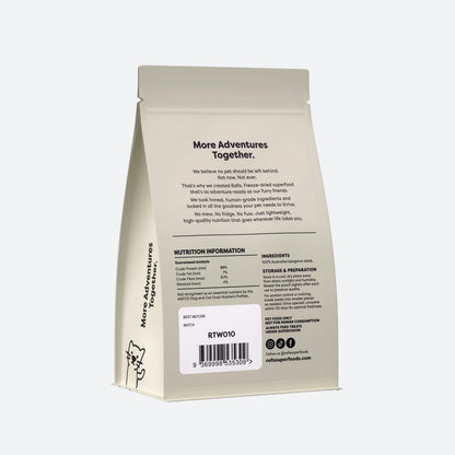 The back packaging of Rafa Raw Freeze-Dried Kangaroo Steak (70g). Displays the 100% Australian kangaroo steak ingredient and a guaranteed analysis of 85% minimum crude protein and 7% crude fat.