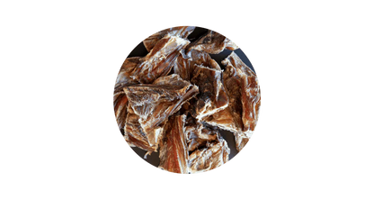 Close-up circular view of 100% pure air-dried veal brisket for dogs, highlighting its chewy, fibrous meaty texture designed to support dental health and naturally scrape away plaque.