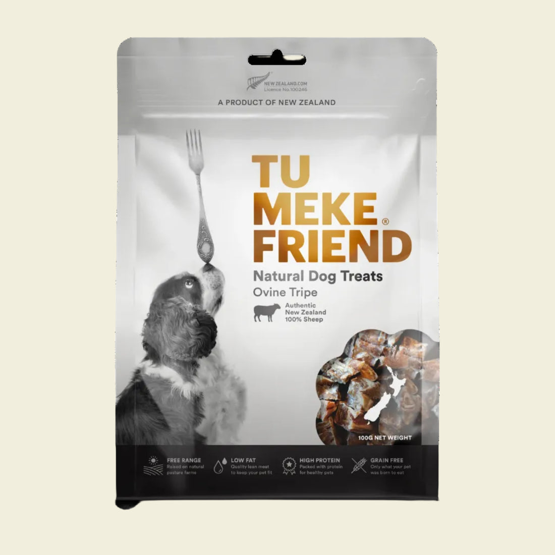 Front packaging of TU MEKE FRIEND Air-Dried Ovine Tripe (100g), featuring a spaniel dog balancing a fork and a clear window displaying the natural sheep tripe treats.
