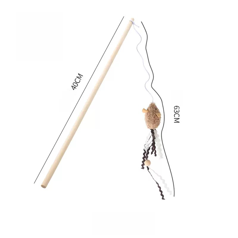 Size guide for the brown plush mouse cat wand, indicating a 40cm natural wood handle length connected to a 63cm flexible string and fluttering ric-rac tail.