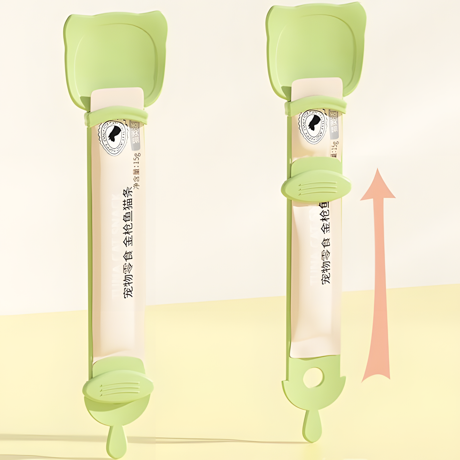 A graphic showing the effortless sliding mechanism of the cat feeding spoon with an upward red arrow, pushing the puree to the top for zero waste.