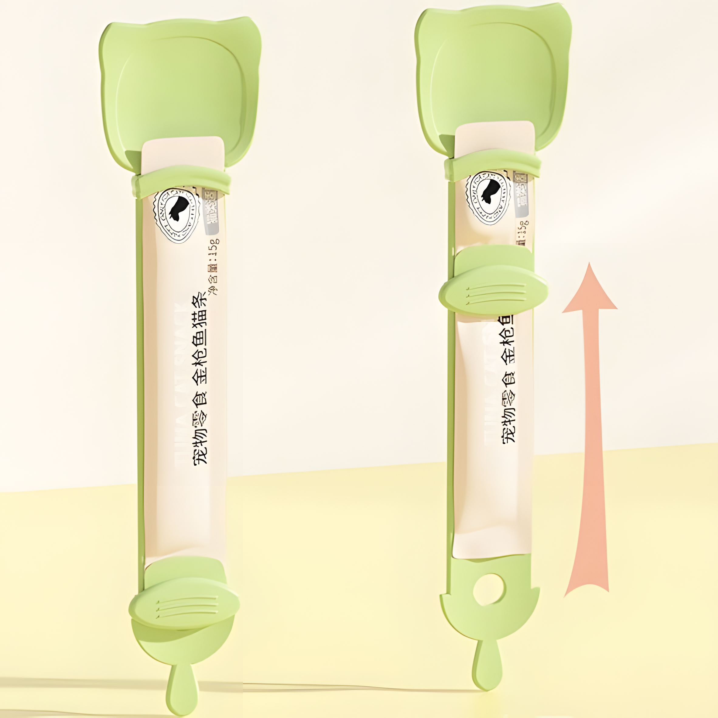 A graphic showing the effortless sliding mechanism of the cat feeding spoon with an upward red arrow, pushing the puree to the top for zero waste.