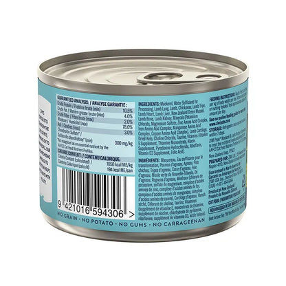 Nutritional information and guaranteed analysis on the back of the ZIWI Peak Mackerel and Lamb 185g wet cat food can, highlighting 78% moisture and Z-BOOST superfoods.